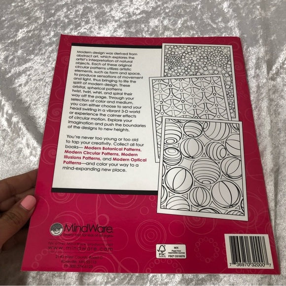 Mindware modern patterns circular coloring book - Picture 5 of 6